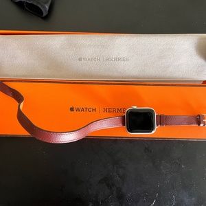 Apple Watch Series 6 with Hermés leather band